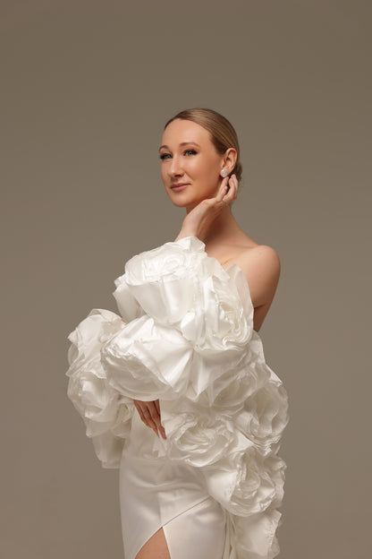 Nadin White